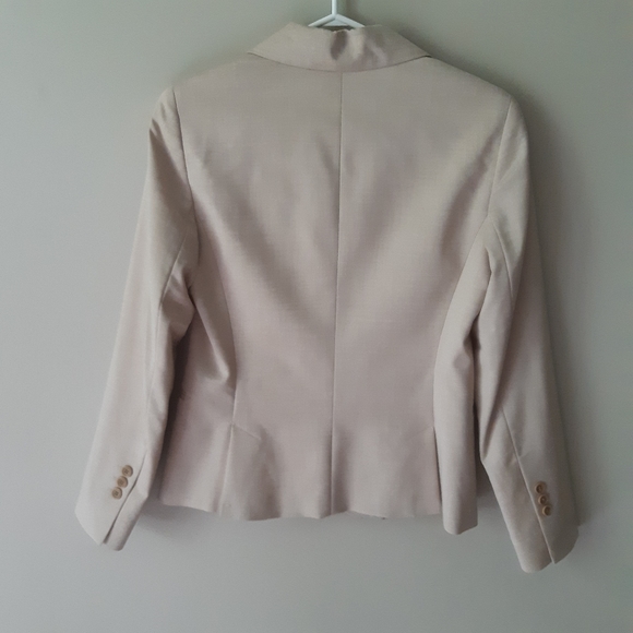 Josef tan ecru neutral lightweight wool blend blazer jacket. Size 6 - Picture 3 of 6